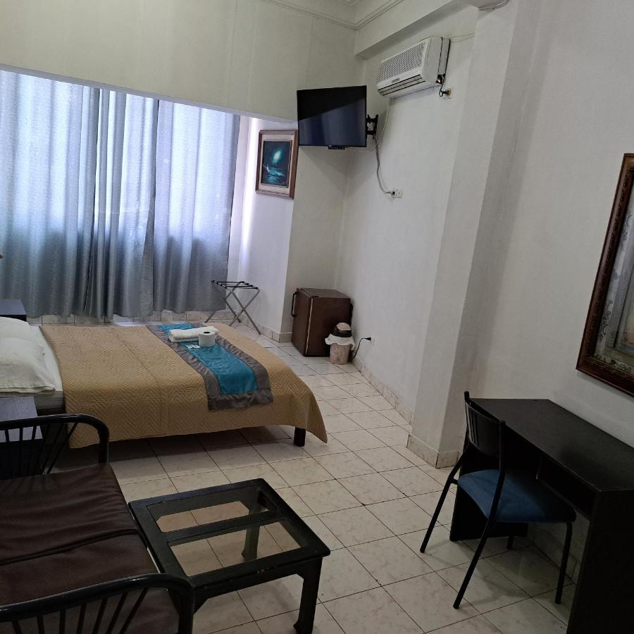 Atlantic Suites Hotel Guayaquil Eksteriør bilde