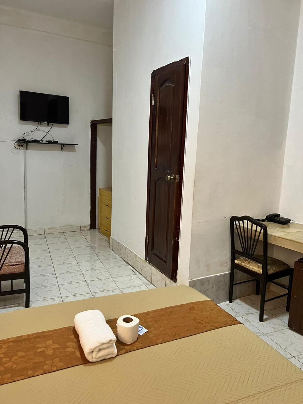 Atlantic Suites Hotel Guayaquil Eksteriør bilde