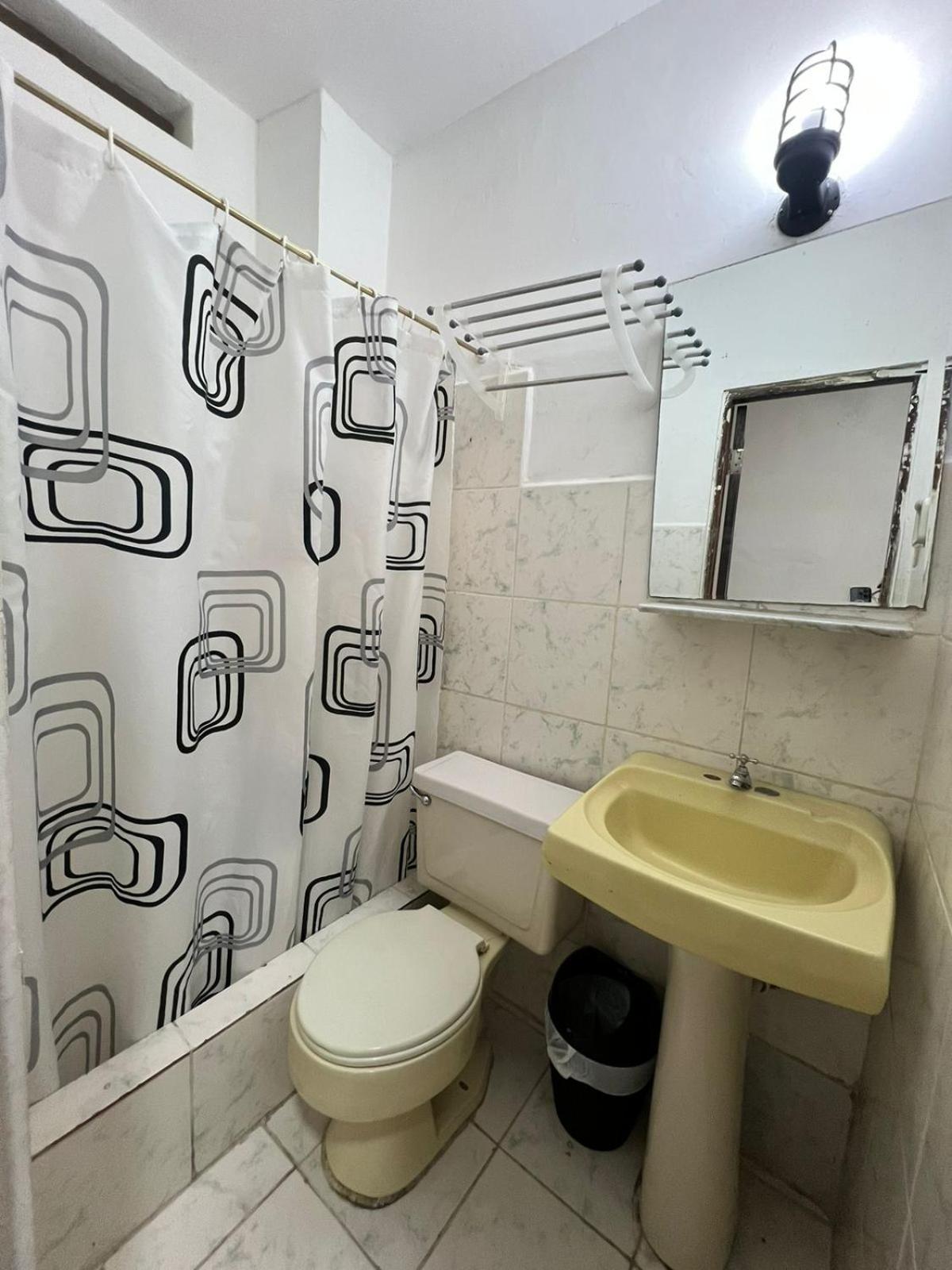 Atlantic Suites Hotel Guayaquil Eksteriør bilde