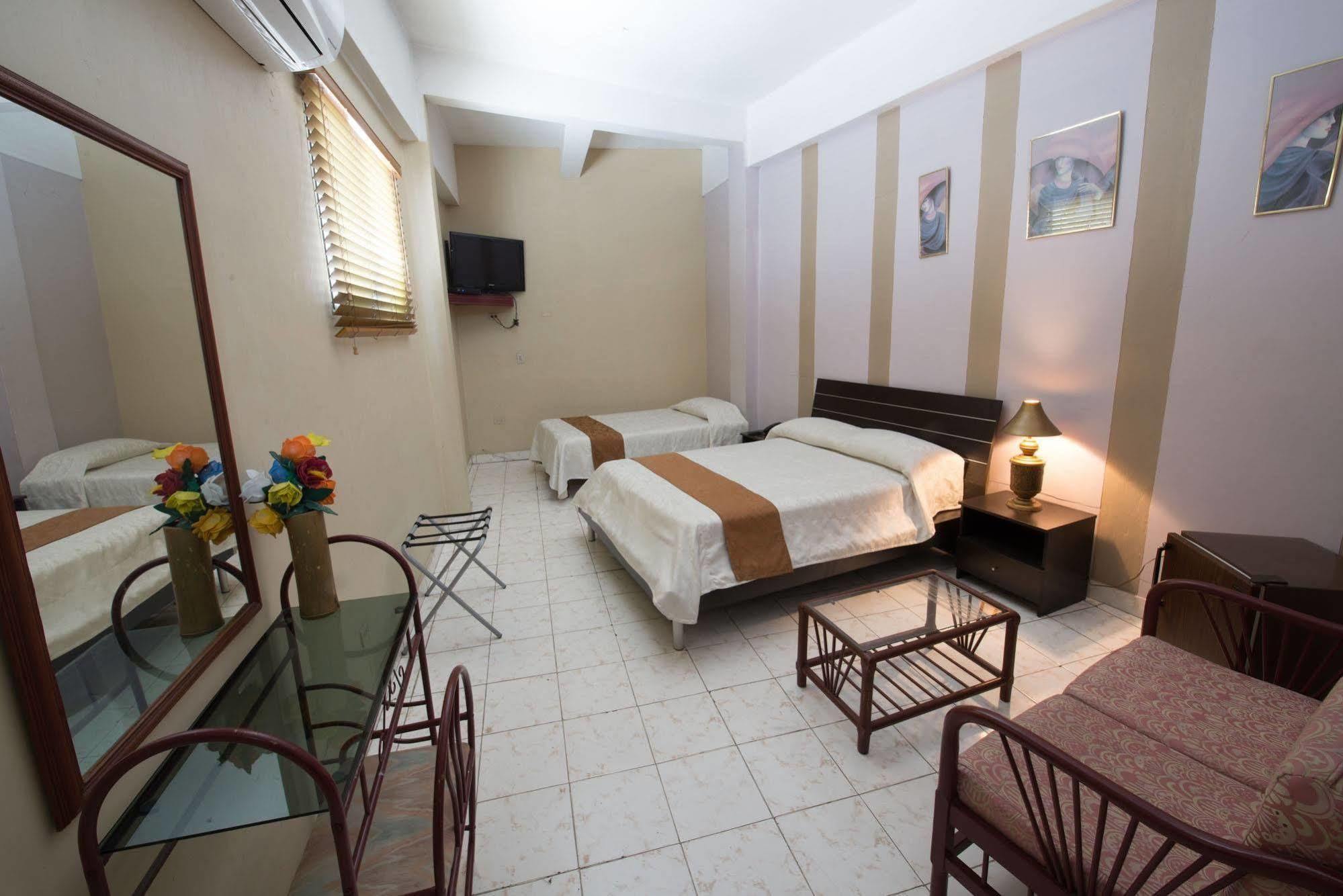 Atlantic Suites Hotel Guayaquil Eksteriør bilde